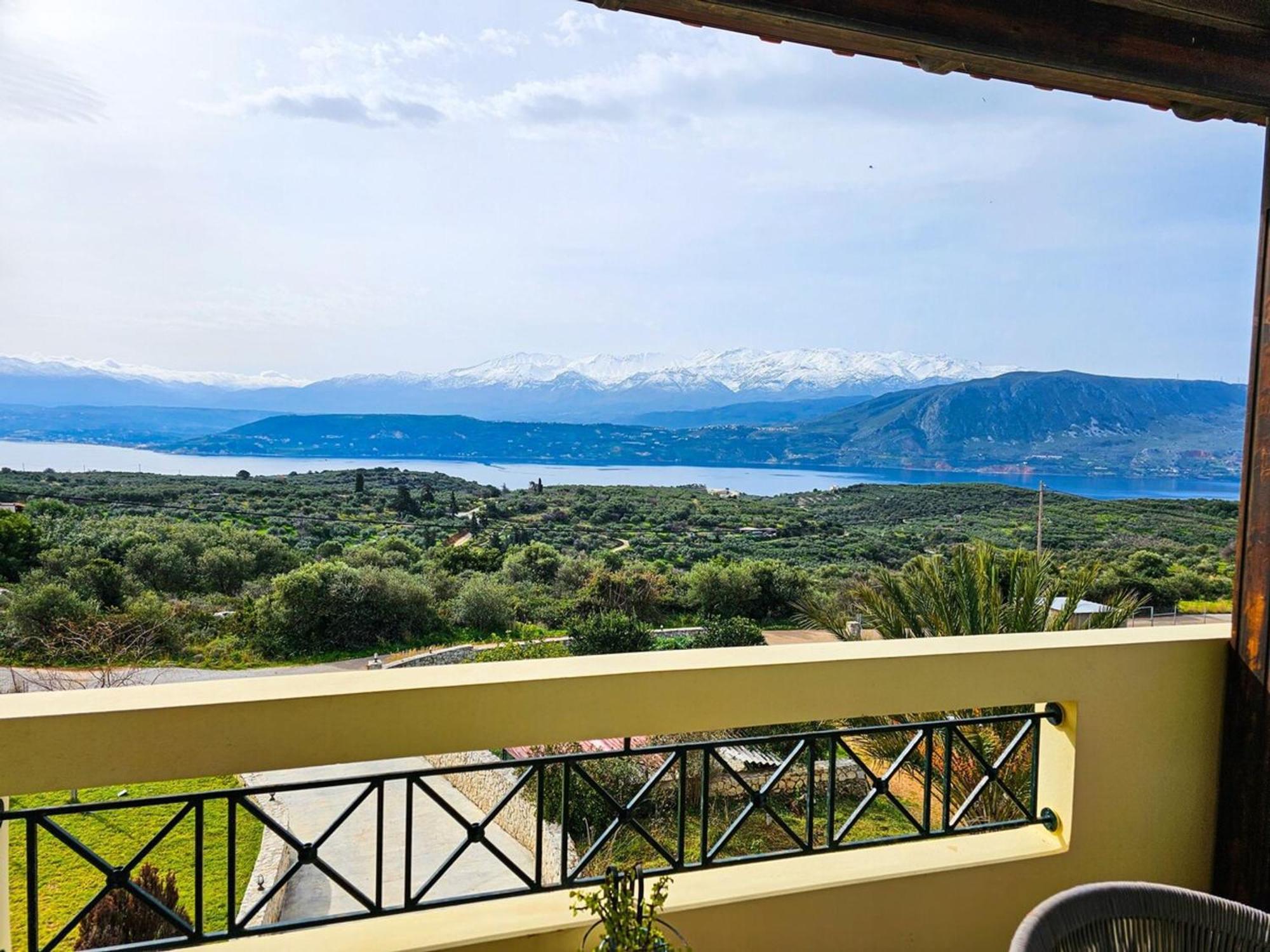Villa Aitheras With Sea Views And Garden Stérnai المظهر الخارجي الصورة
